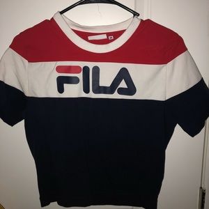 Cropped fila shirt!
